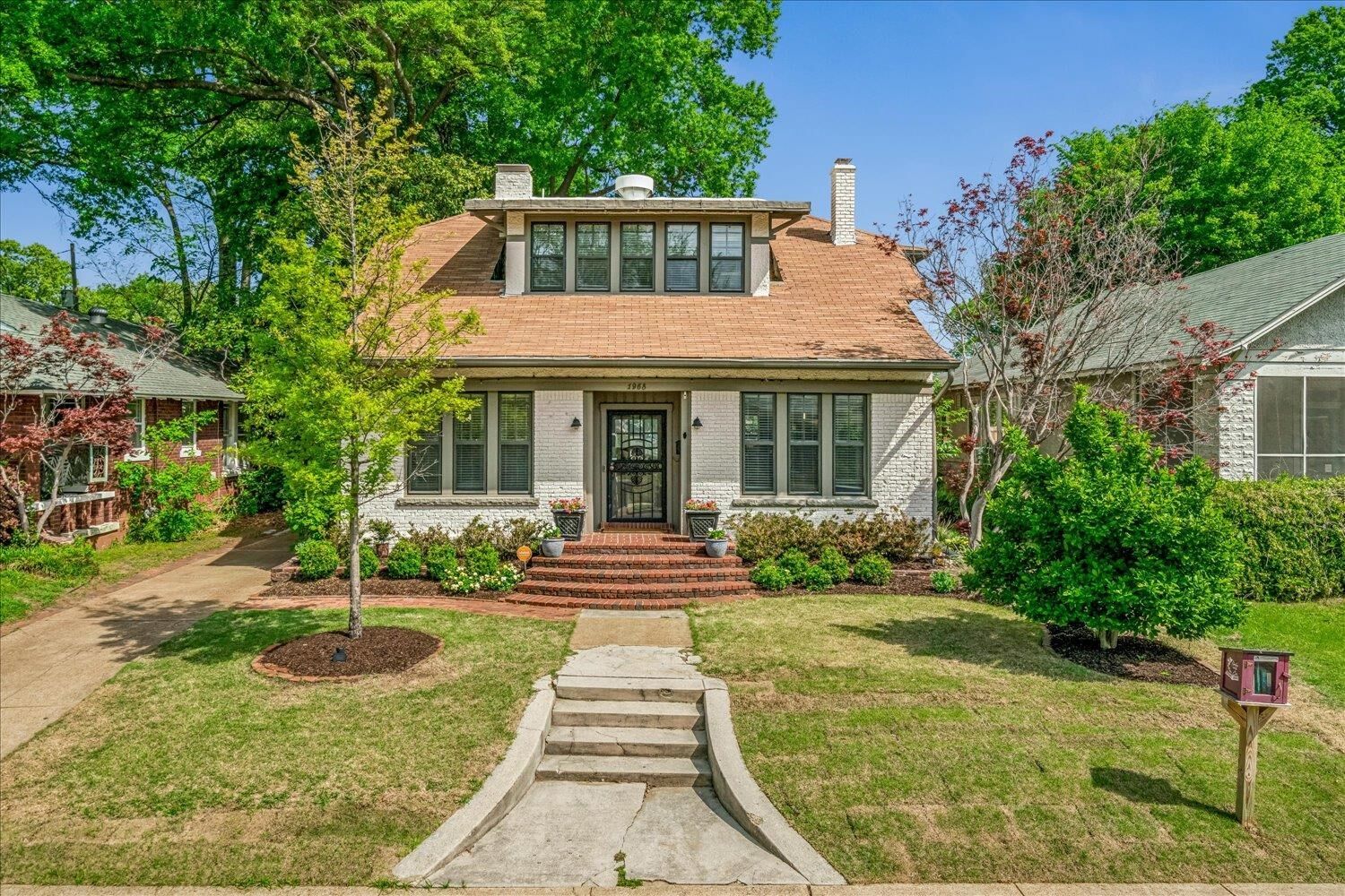 Property Photo: 1968 Nelson Ave TN 38104