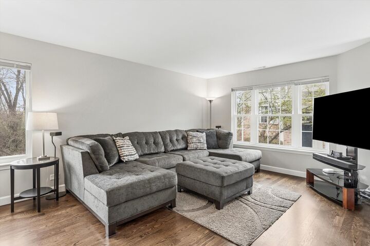 Property Photo:  2779 Woodmere Drive 2779  IL 60561 