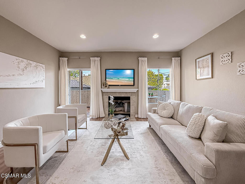 Property Photo:  5420 Sylmar Avenue 118  CA 91401 