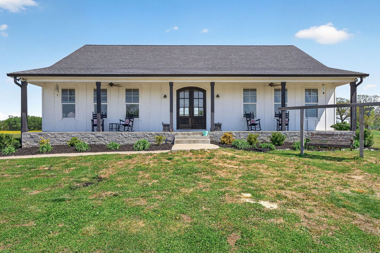 Property Photo:  168 Smokie Ln  TN 37190 