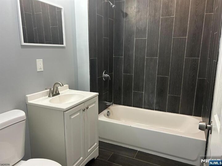 Property Photo:  194-196 Wainwright Street  NJ 07112 