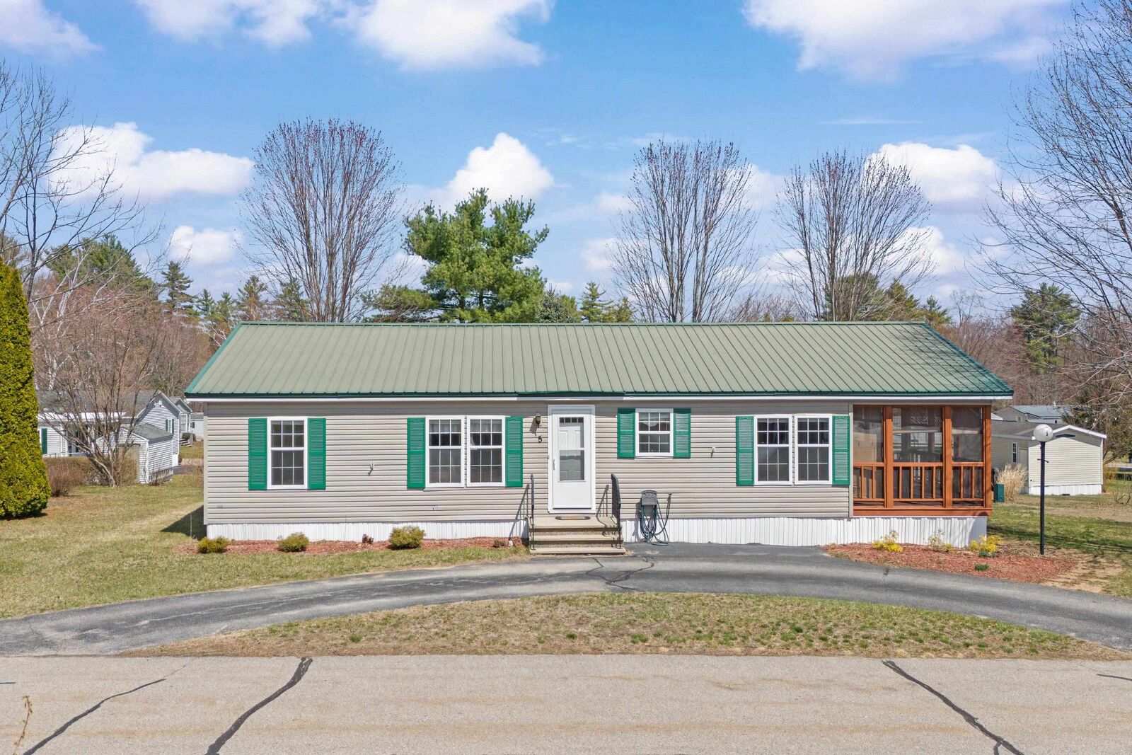 Property Photo: 5 Dockside Lane NH 03867