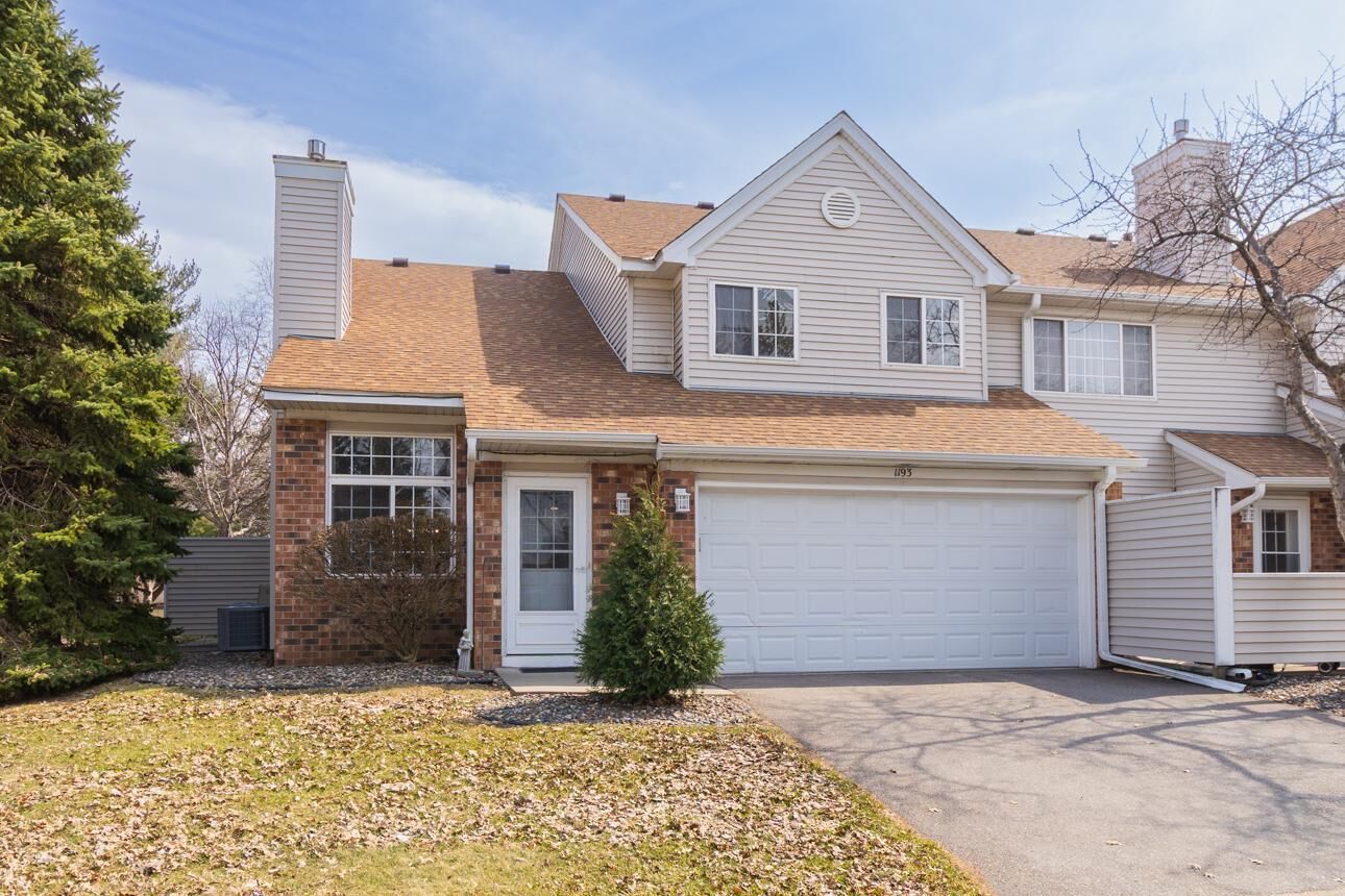 Property Photo: 1193 Bay Cove MN 55110