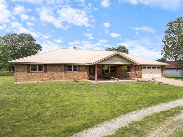 Property Photo: 231 Spider K Road MO 64831