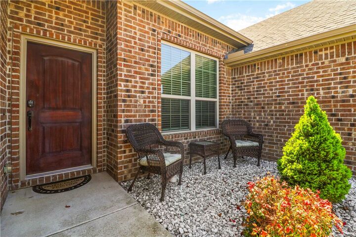 Property Photo:  7709 Brooklyn Avenue  AR 72762 