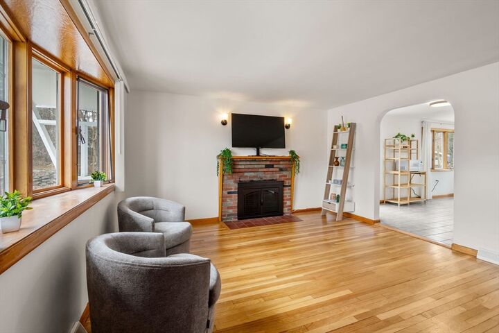 Property Photo:  34 Locust St  MA 01803 