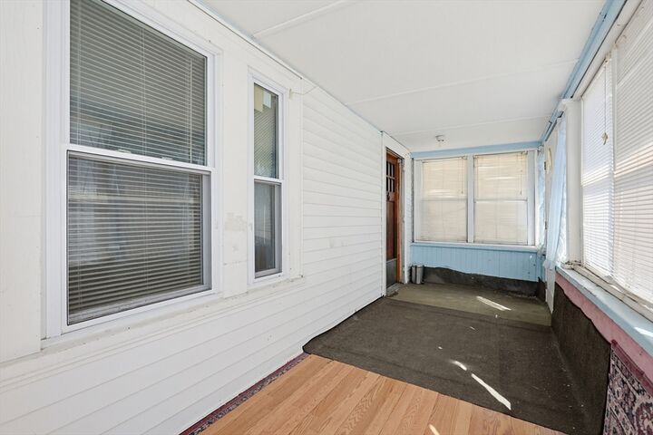 Property Photo:  22 Camp St  MA 01603 