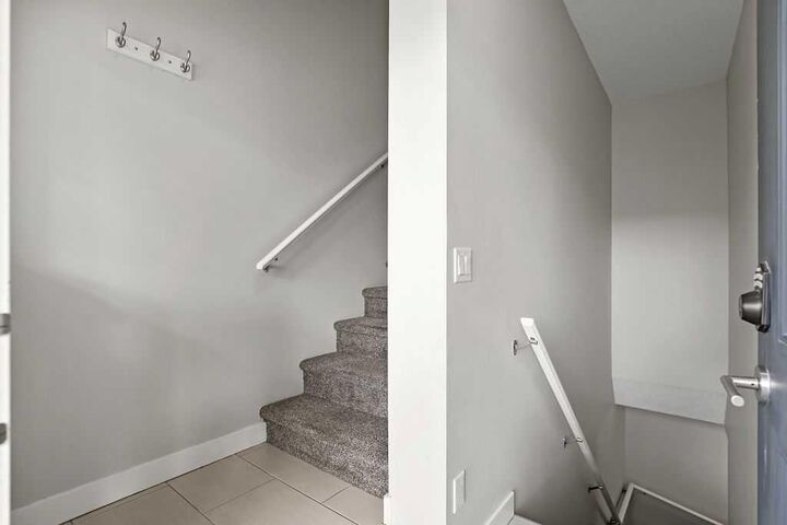 Property Photo:  1225 Kings Heights Way SE 1207  AB T4A 0T7 