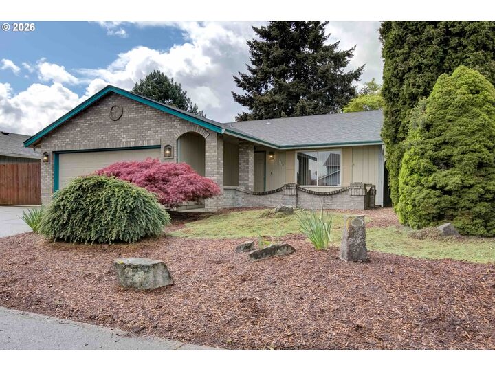 Property Photo:  418 NE 160th Ave  WA 98684 