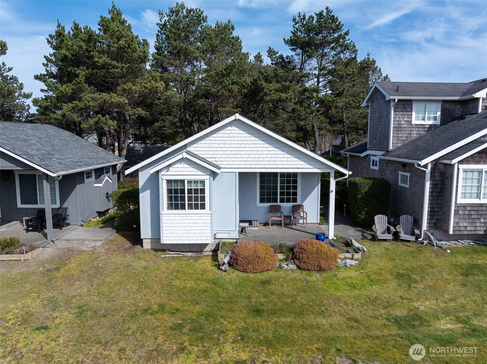 Property Photo:  20713  Pacifc Way 4  WA 98640 