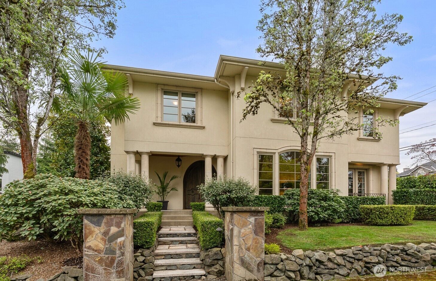 Property Photo:  3424  97th Avenue SE  WA 98040 