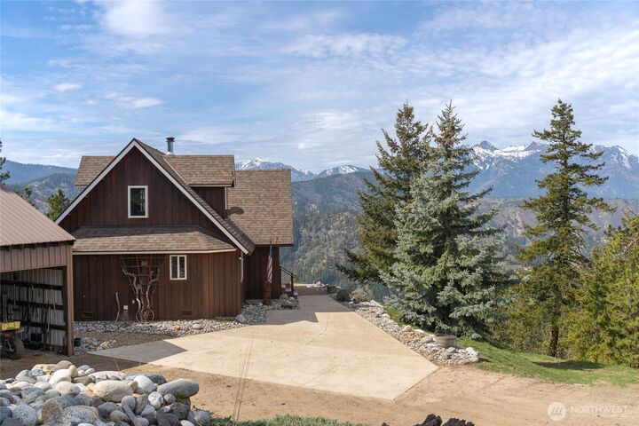 Property Photo: 4639 Sky Meadows Road WA 98815