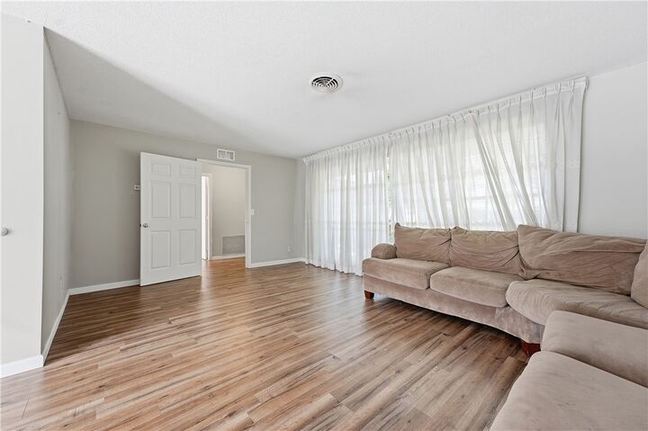 Property Photo:  2115 15th Place  FL 32960 