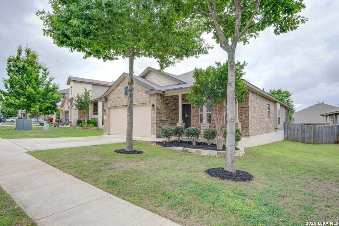 Property Photo:  5807 Calaveras Way  TX 78253 