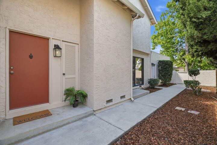 Property Photo:  3133 Acorn Court  CA 95117 