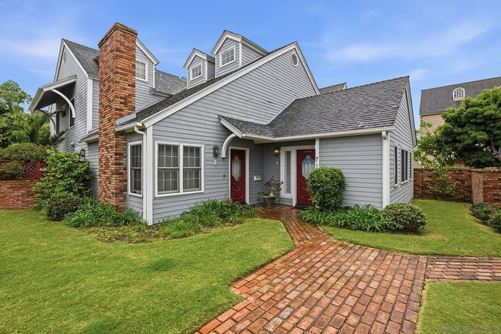 Property Photo: 711 Kline St A CA 92037