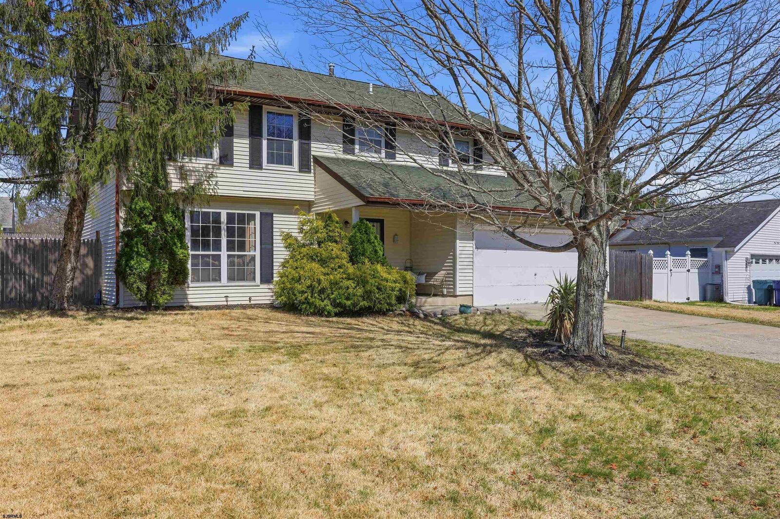 Property Photo:  138 Cedarbrook Lane  NJ 08087 