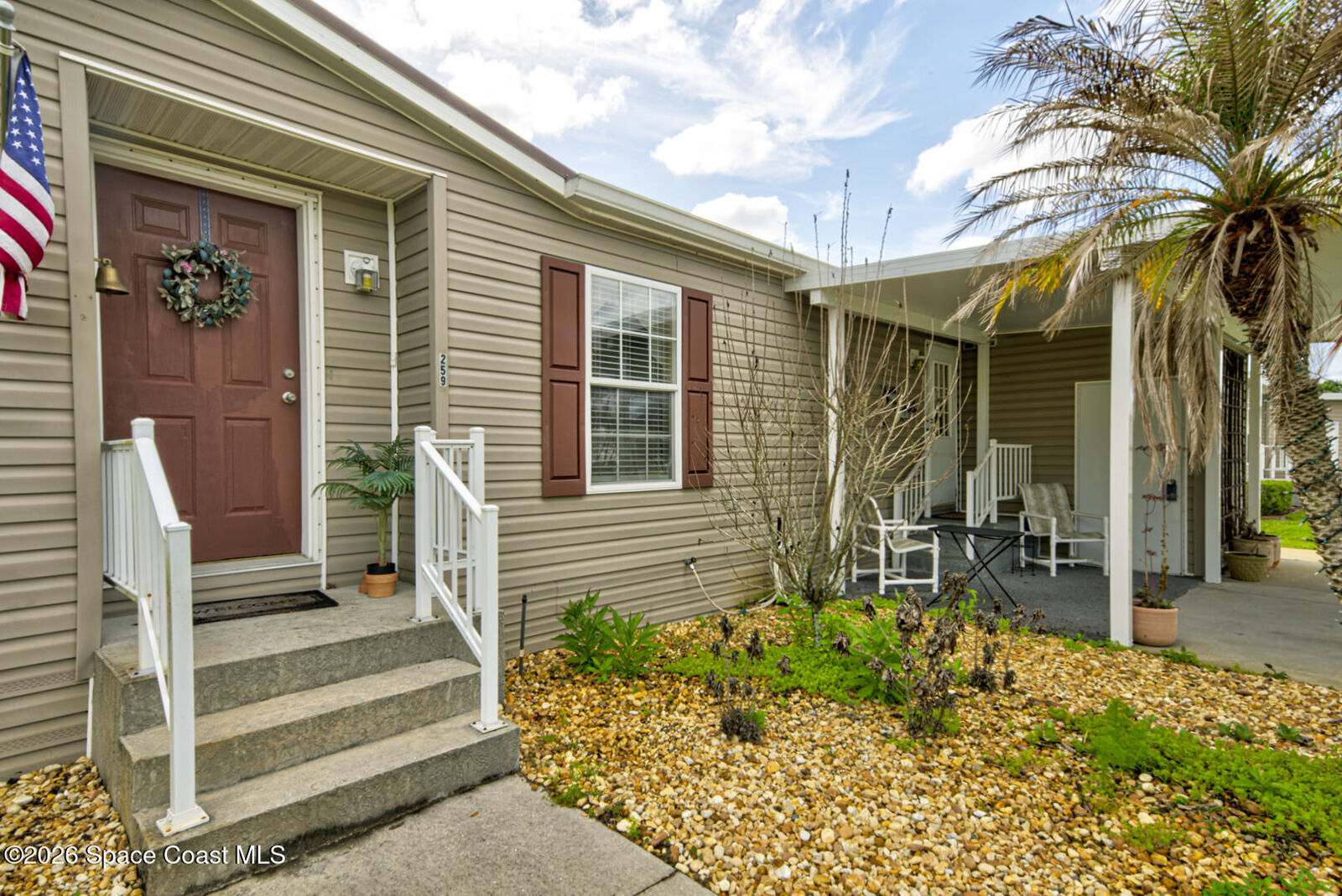 Property Photo:  259 Timber Run Way  FL 32926 