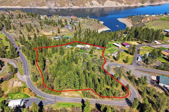 Property Photo:  38738 Sterling Valley N Rd  WA 99147 