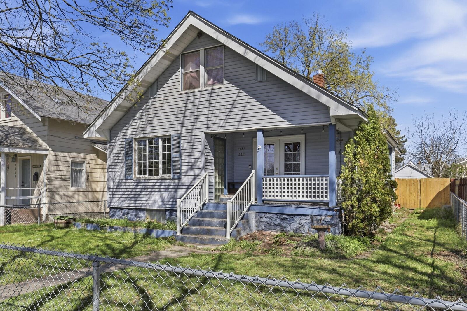 Property Photo:  2216 W Dean Ave  WA 99201 