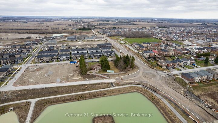 Property Photo:  2045 Grandview Street N  ON L1H 8L7 
