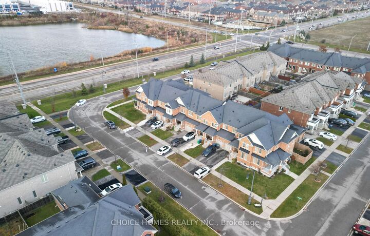 Property Photo: 71 Pendulum Circle ON L6R 3N7