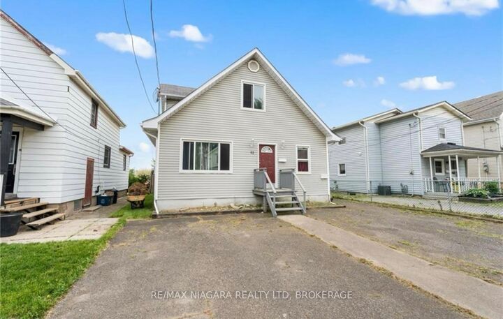 Property Photo: 42 Vine Street ON L2R 3X8