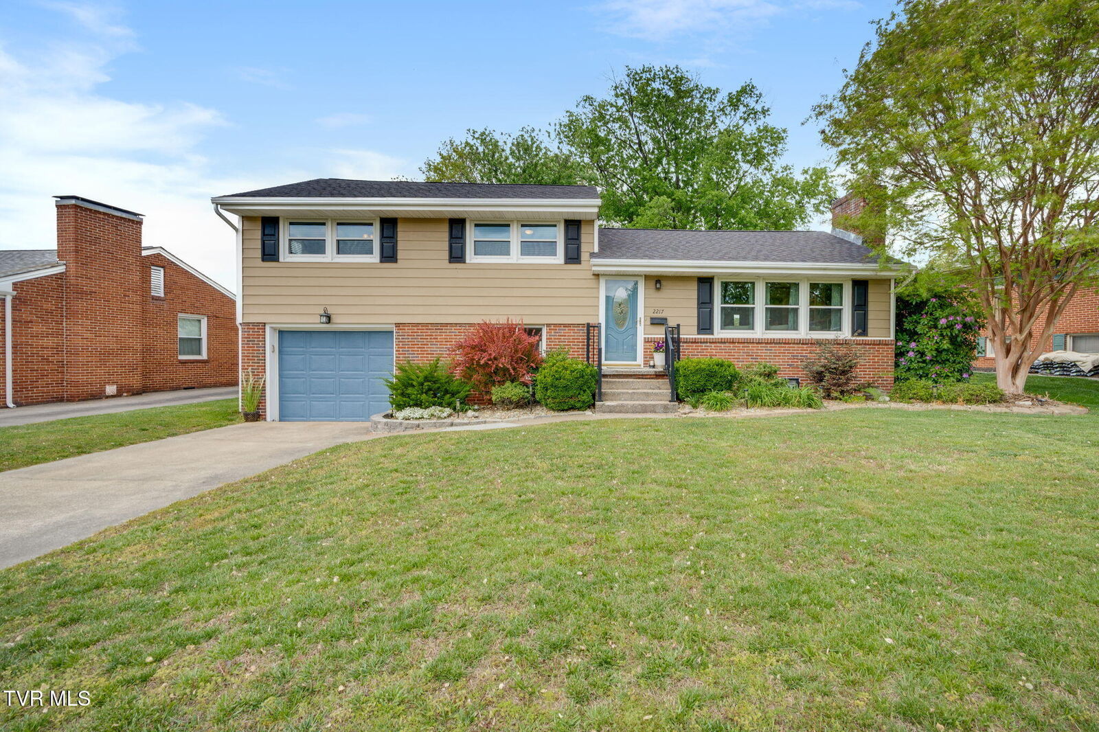 Property Photo:  2217 Swannanoa Avenue  TN 37664 