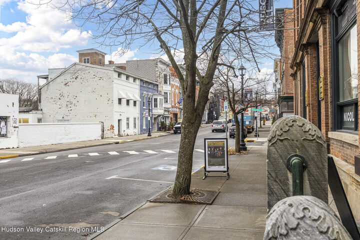 Property Photo:  336 Warren  NY 12534 