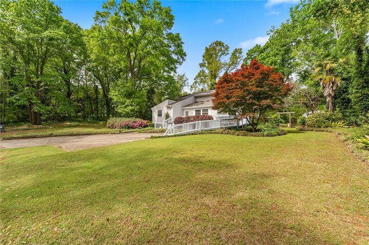 Property Photo:  1412 Forest Lane  SC 29621 