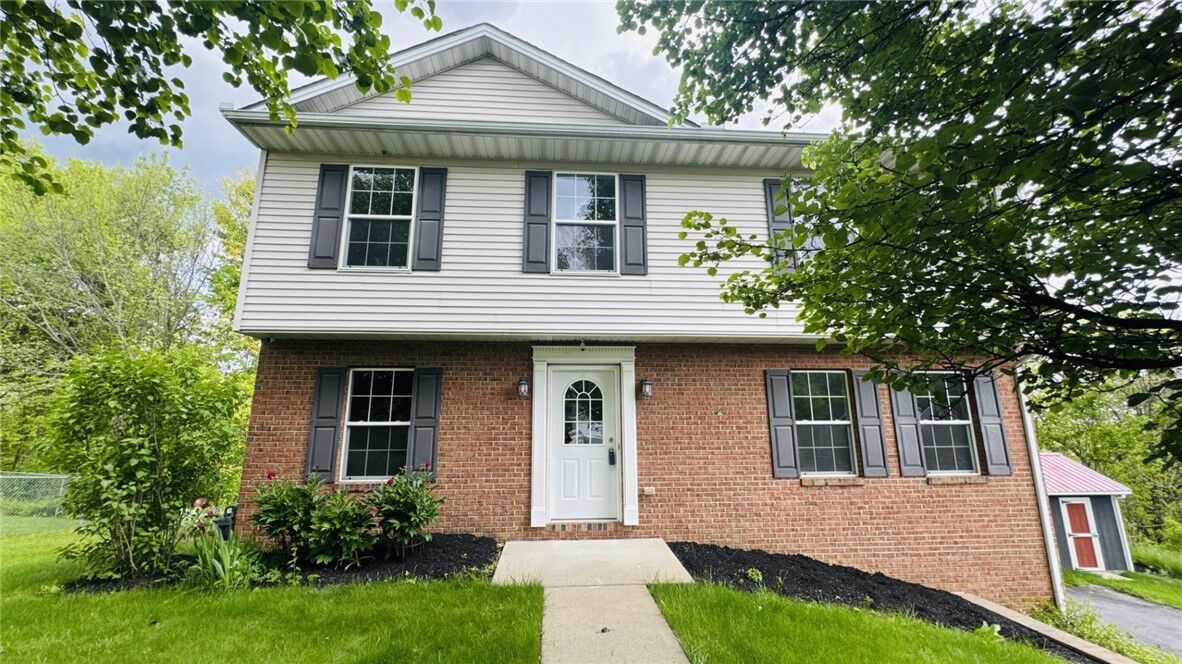 Property Photo: 104 Whitetail Dr PA 15010
