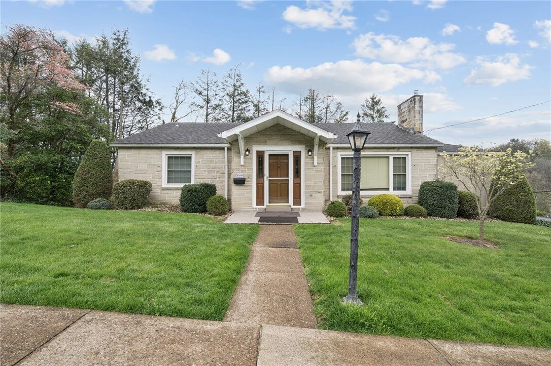 Property Photo:  600 N Maple Avenue  PA 15601 