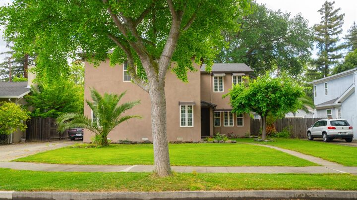 Property Photo:  10 Palm Avenue  CA 95695 