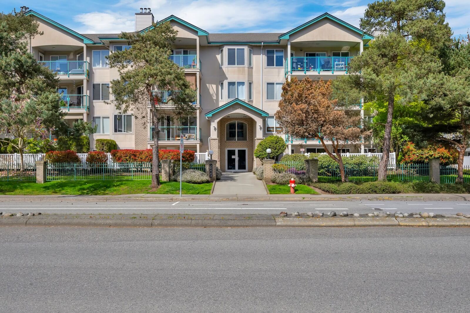 Property Photo: 20443 53 Avenue 409 BC V3A 7A6