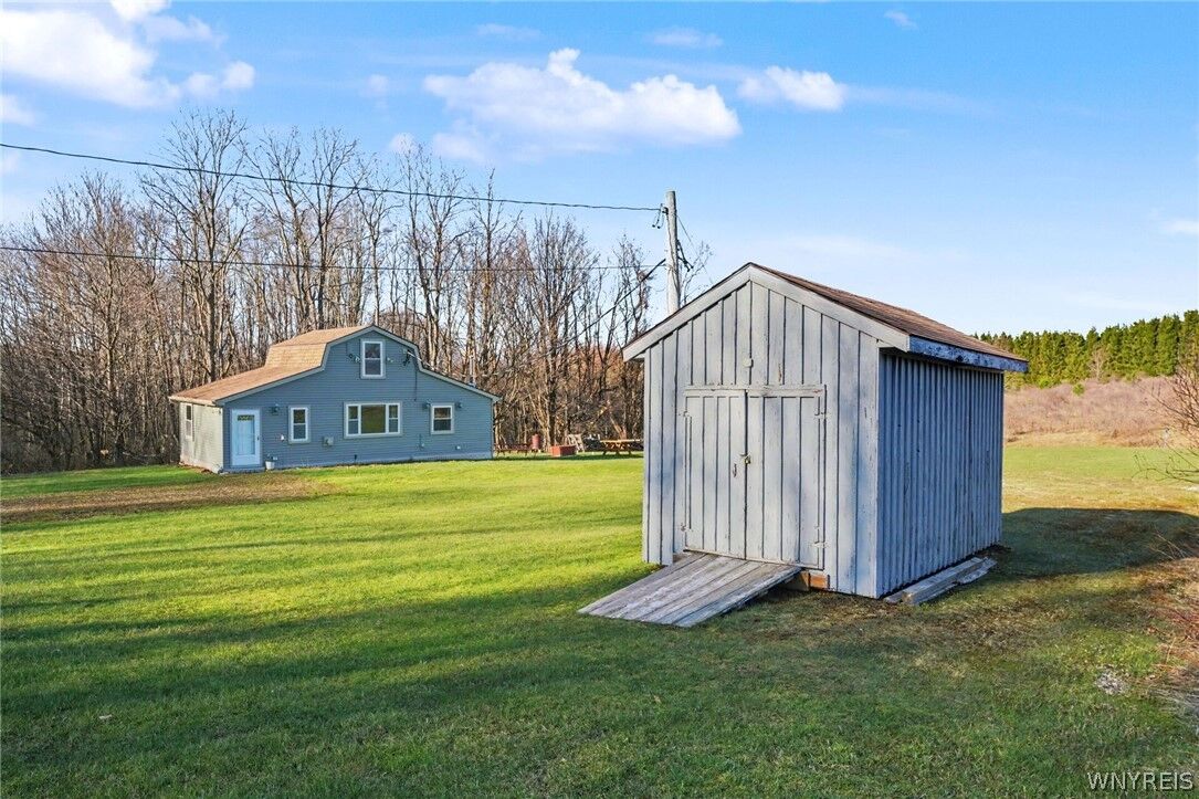 Property Photo:  4334 Town Line Road  NY 14042 