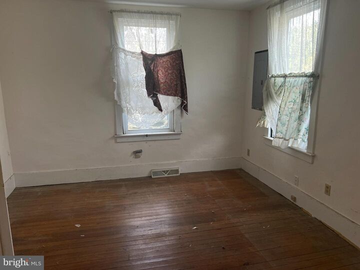 Property Photo:  120 High Street  NJ 08327 