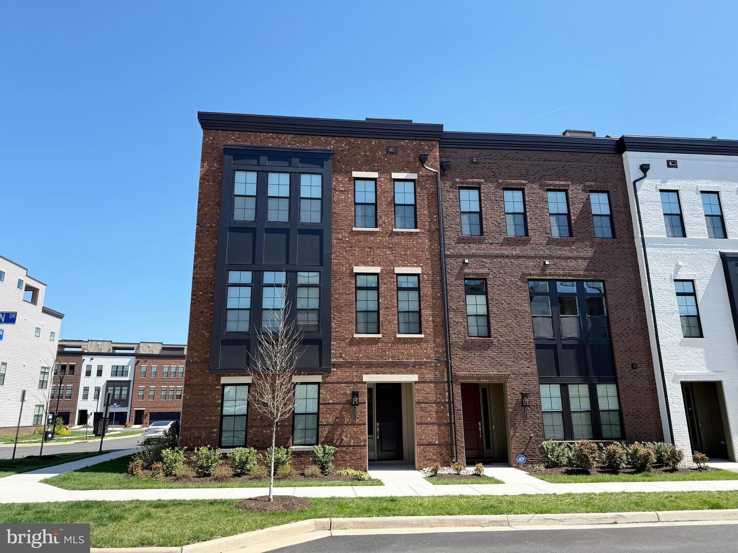 Property Photo:  22212 Foundation Drive  VA 20148 