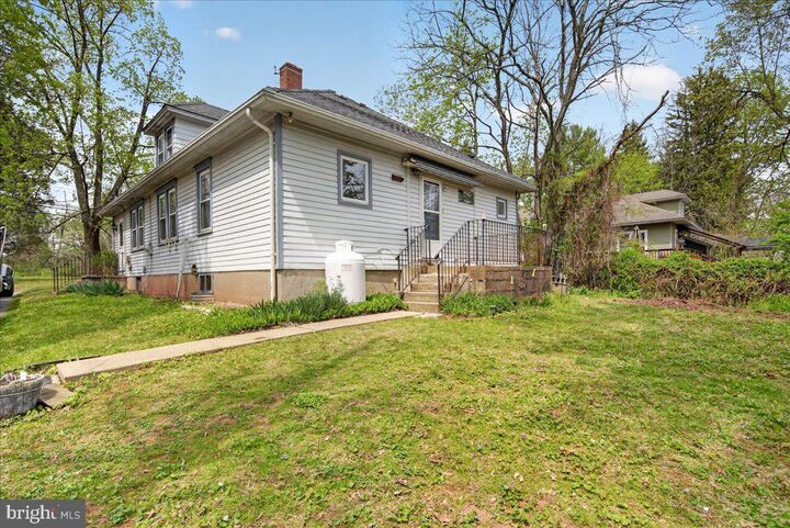 Property Photo:  466 Wash Cross Penn  NJ 08560 