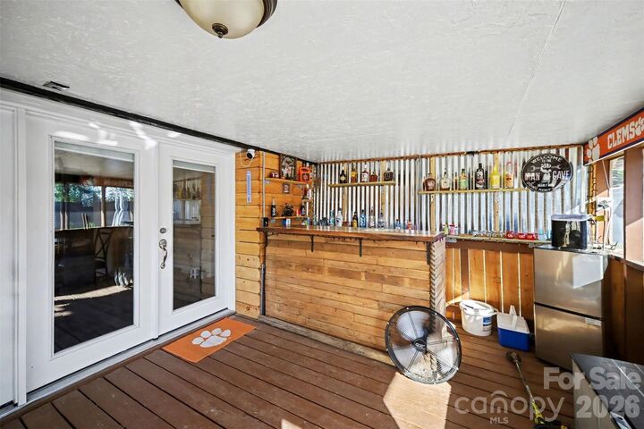 Property Photo:  1087 Greenbriar Drive  SC 29720 