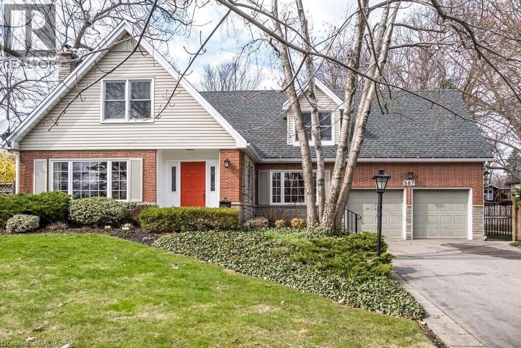 Property Photo:  587 Sharalin Court  ON L7T 2N7 