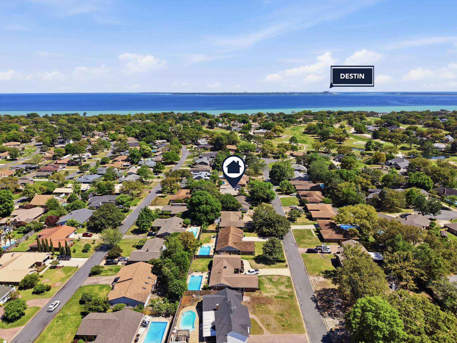 Property Photo: 12 Pinehurst Drive FL 32579