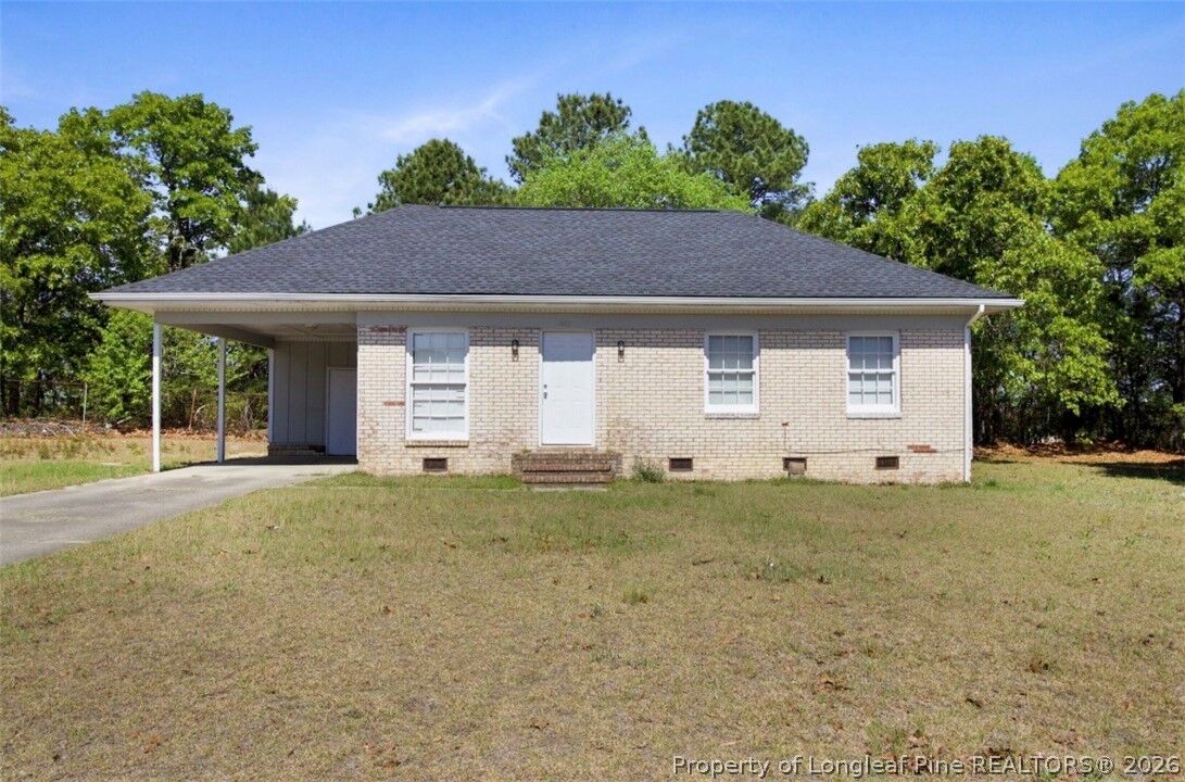 Property Photo:  818 Grambling Court  NC 28311 