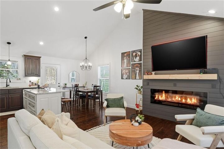 Property Photo:  137 Geneva Road  GA 30114 