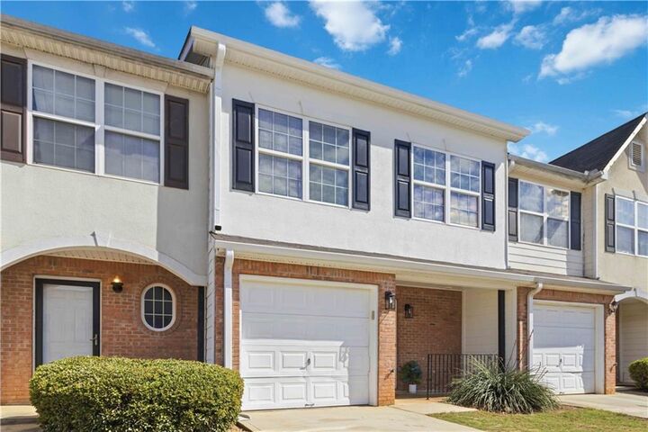 Property Photo:  702 Georgetown Court  GA 30236 