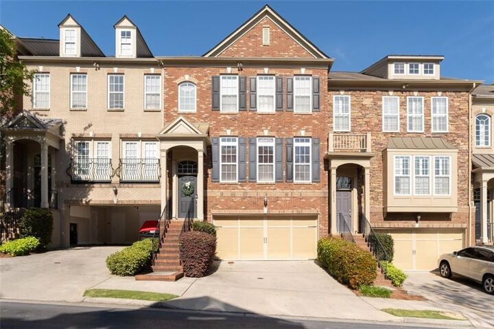 Property Photo:  2852 Overlook Court NE  GA 30324 