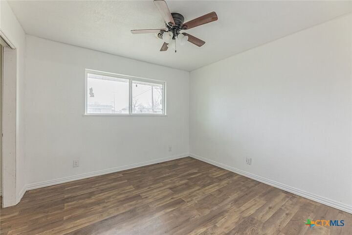 Property Photo:  1129 Chippendale Drive  TX 76549 