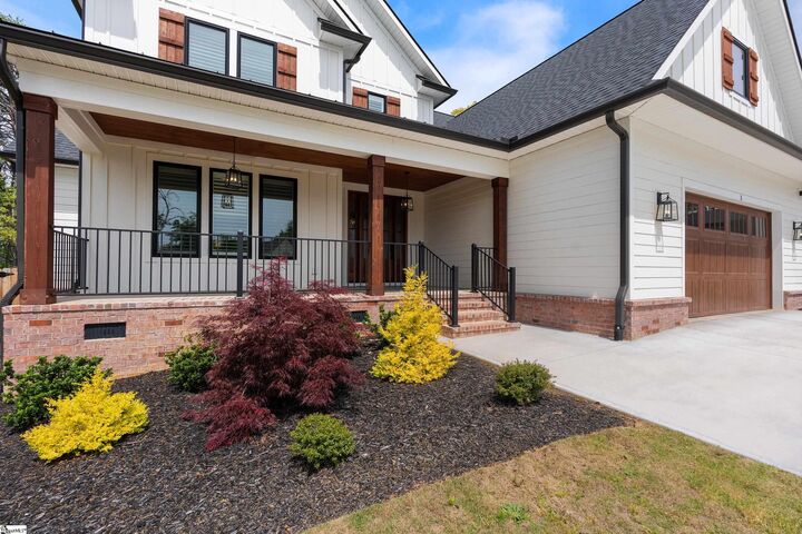 Property Photo:  1 Angelo Court  SC 29607 