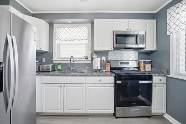 Property Photo:  3824 Towle Avenue  IN 46327 