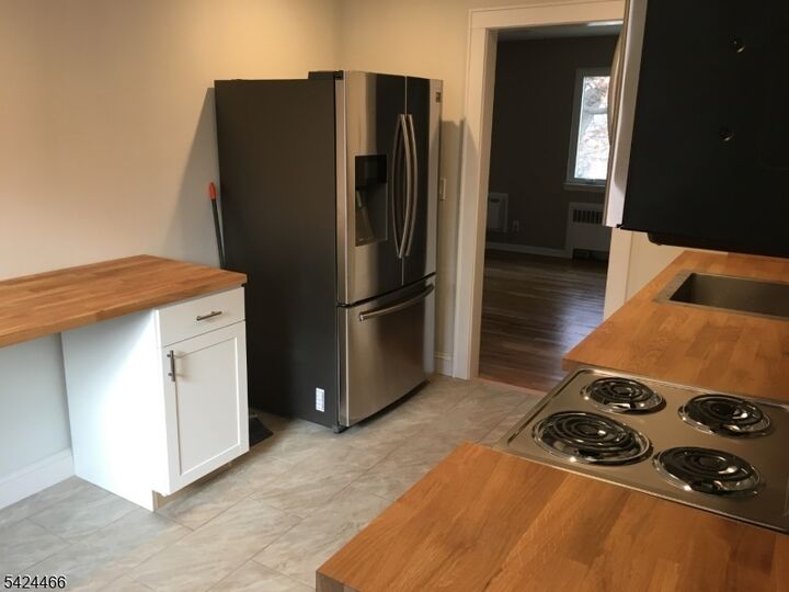 Property Photo:  6 Troy Dr 6D  NJ 07081 