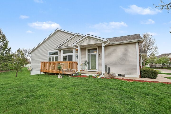 Property Photo:  5900 Century Way E  IA 50131 